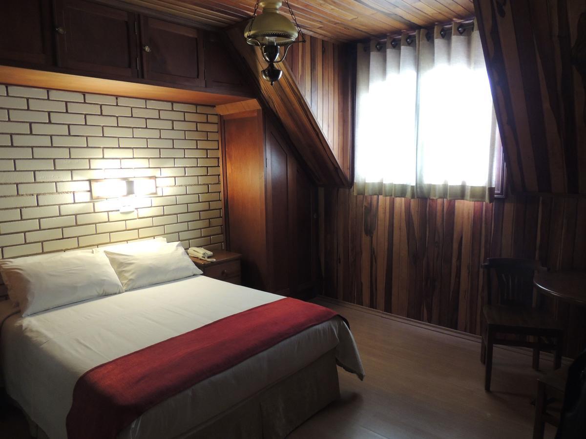 Hotel Monte Carlo Campos do Jordão Kültér fotó